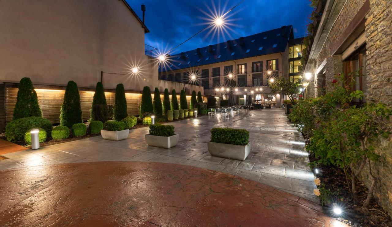 Apartaments Trainera Esterri d'Àneu Buitenkant foto