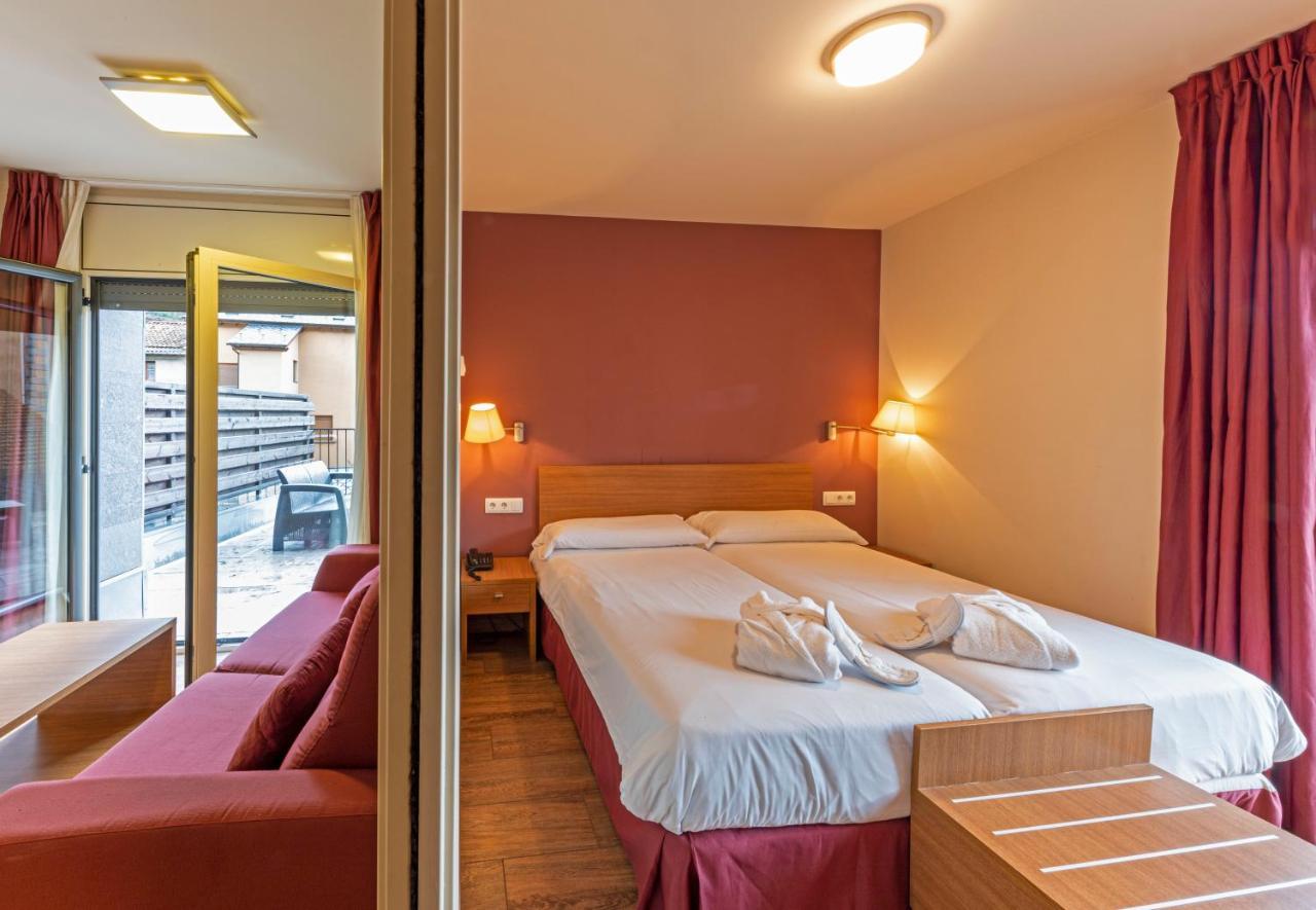 Apartaments Trainera Esterri d'Àneu Buitenkant foto