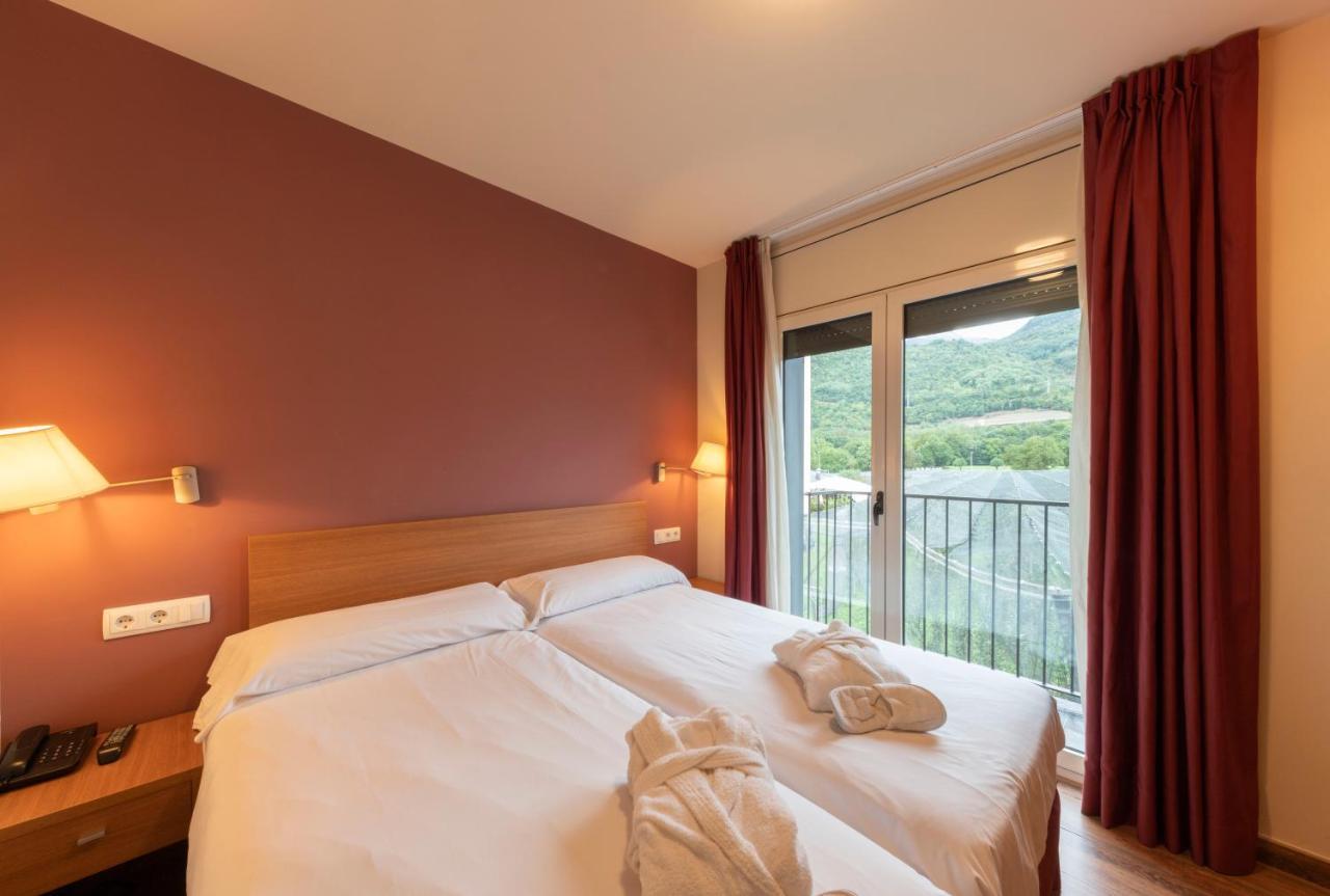 Apartaments Trainera Esterri d'Àneu Buitenkant foto
