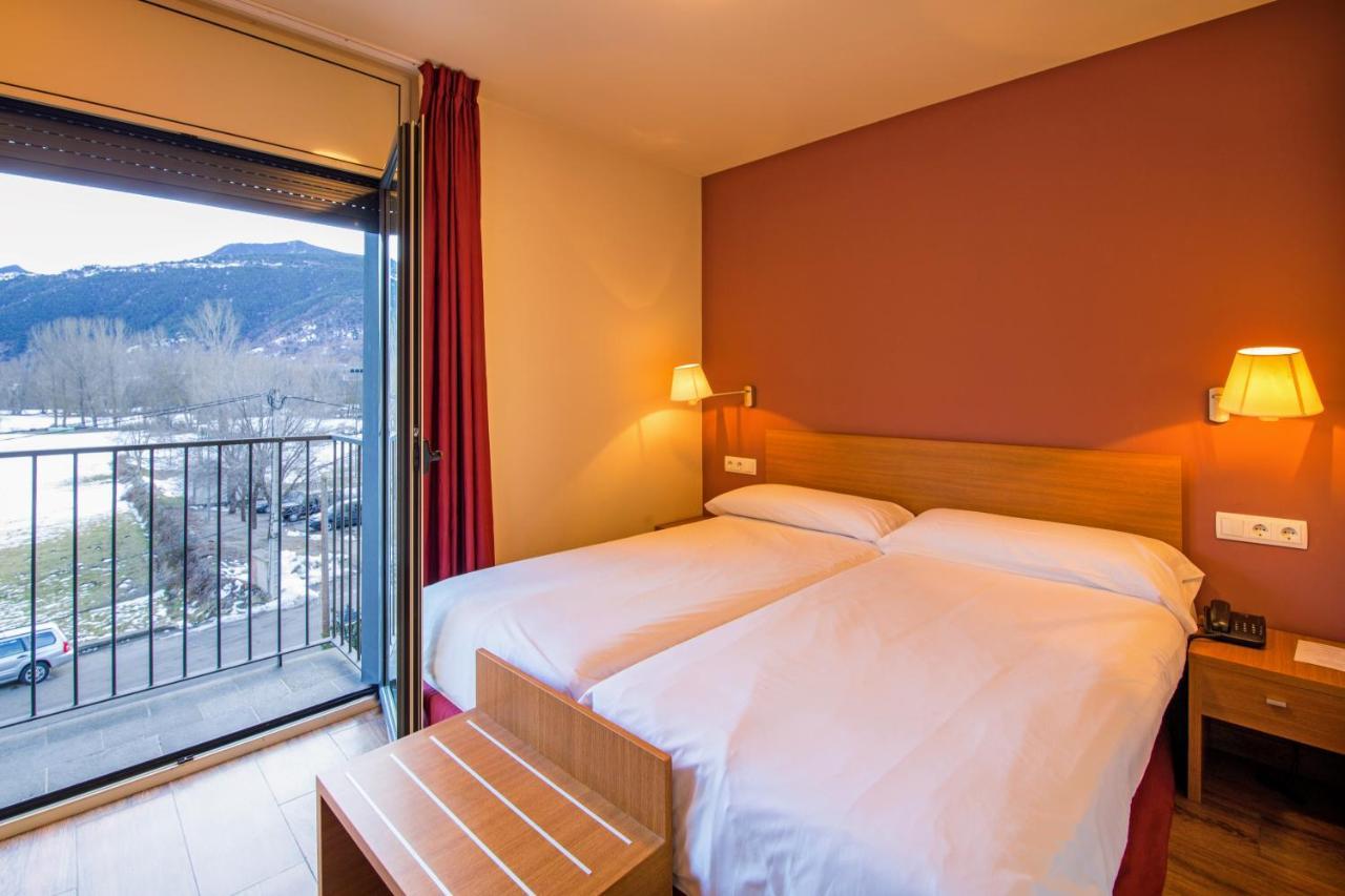 Apartaments Trainera Esterri d'Àneu Buitenkant foto